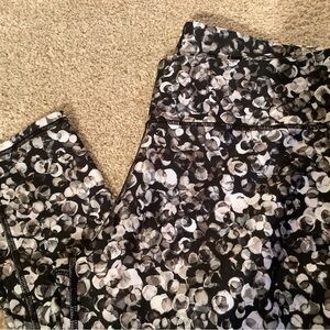 Fabletics Mid-Rise Printed PowerHold Black and White Patterned Leggings